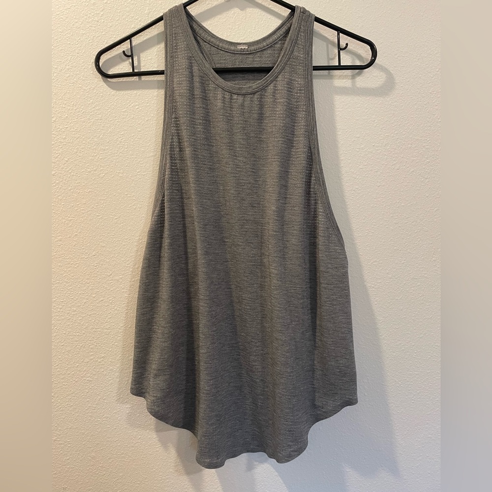 Lululemon tank top